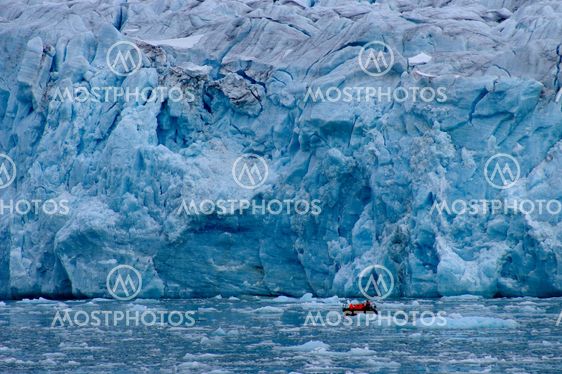Lilliehöökglacier