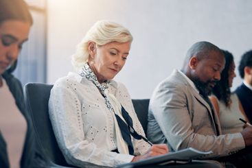 Business, writing and audience in seminar, group and...