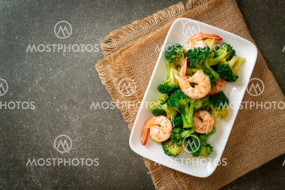 stir-fried broccoli with shrimps