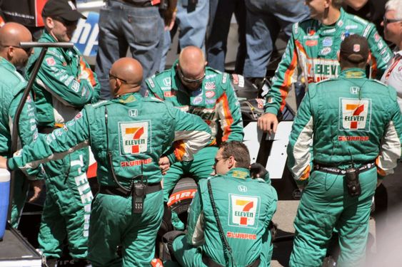 indy grand prix, crew pit