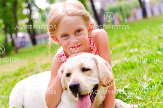 girl and she lablador