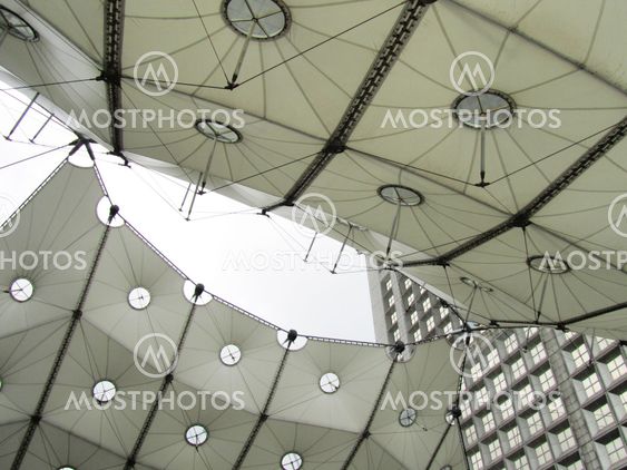 Tensioned structure