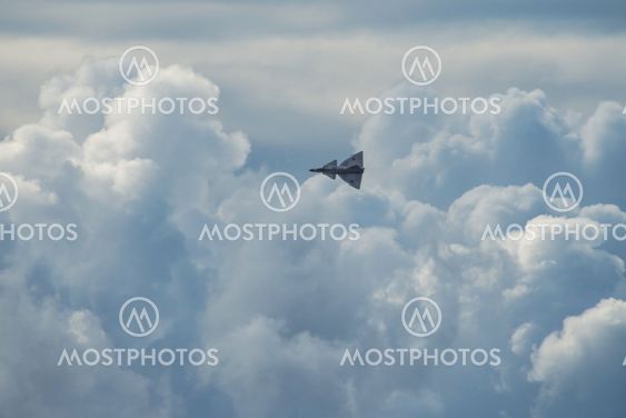 AJS 37 Viggen in the airshow at Orebro airport