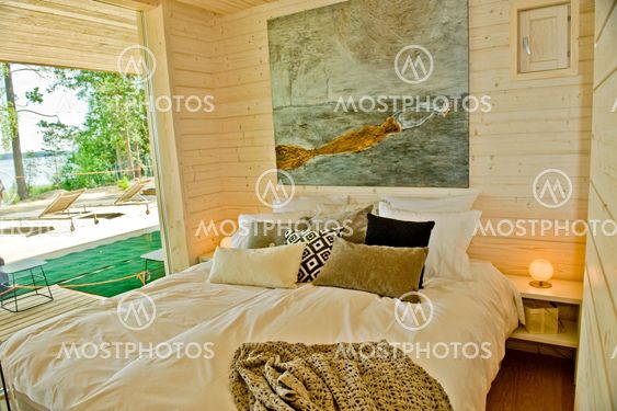 Twin bed