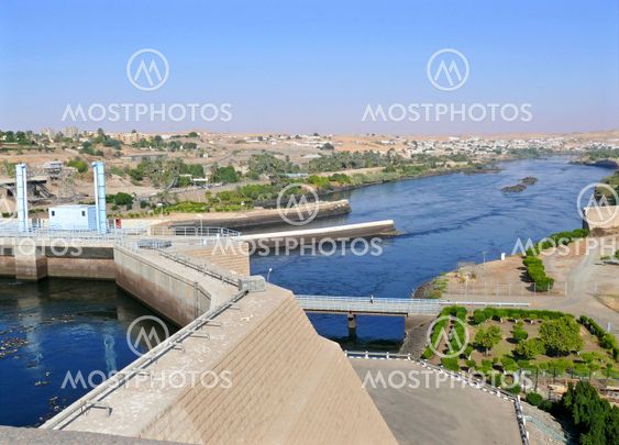 Aswan hydro-electric power station.