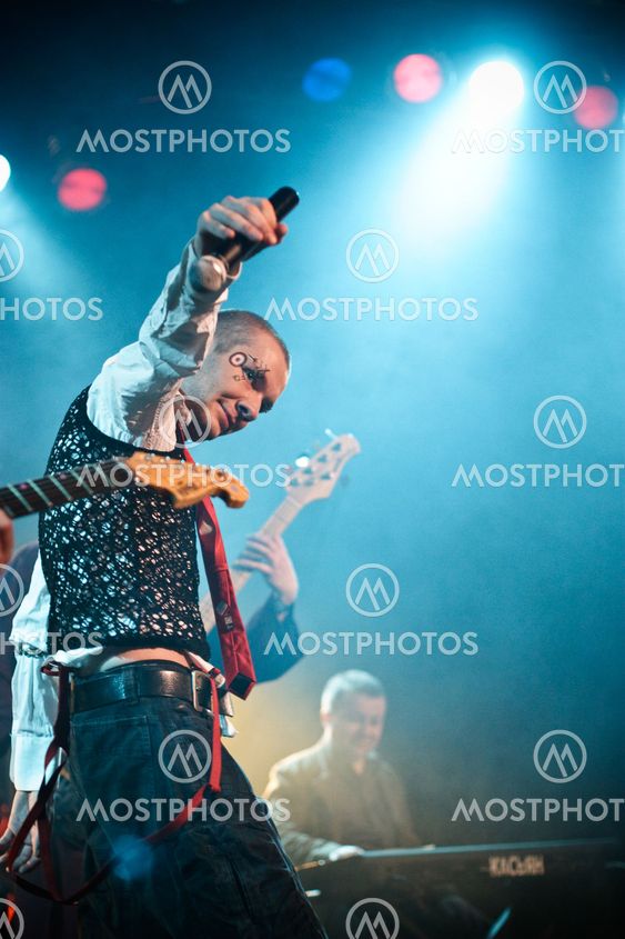 MOSCOW - MARCH 9: Razoom band performs at OTV2 live show on March 9, 2009 in Moscow, Russia