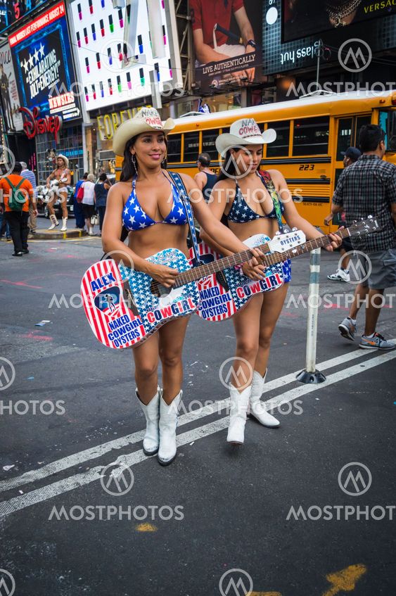 girls, manhattan, nyc, naked cowgirls, new york, times square, attraction.....