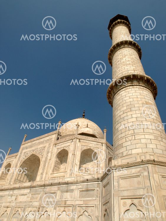 Taj Mahal and minaret