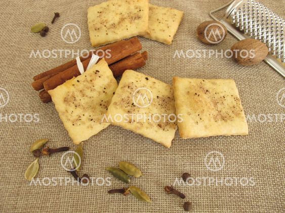 Salty crackers with coffee, cinnamon, cardamom, nutmeg,...