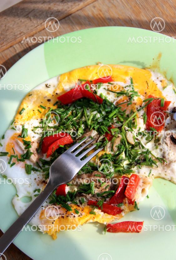 Omelet with mushrooms, onion and paprika