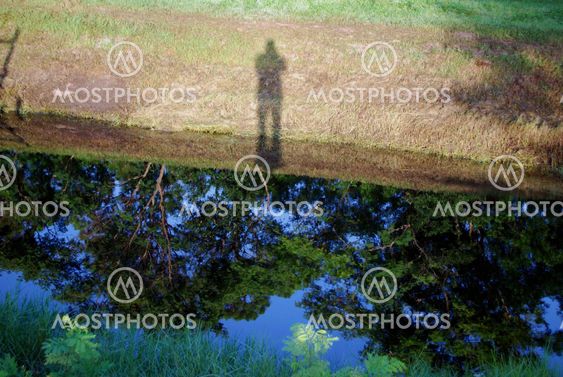 shadow and reflectios