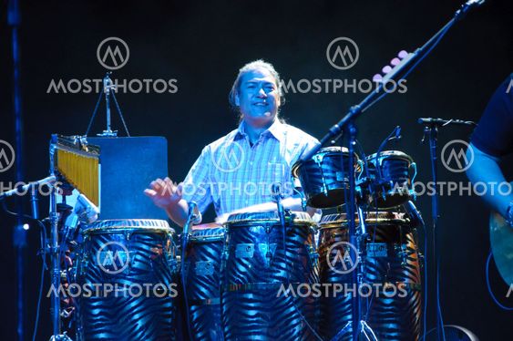 Carlos Santana's band: Raul Rekow