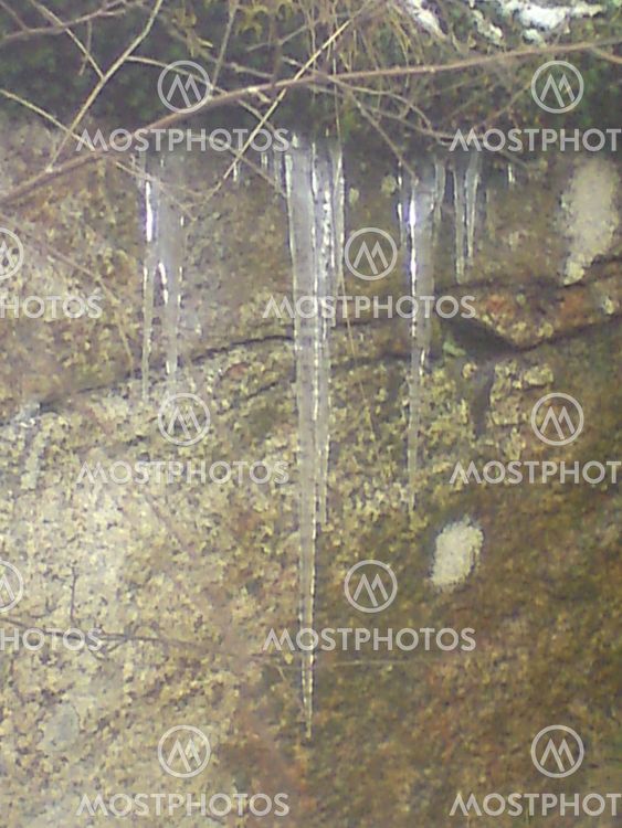 Long Icicle I and his son found 2011 Winter