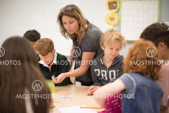 undervisning i lågstadieklass