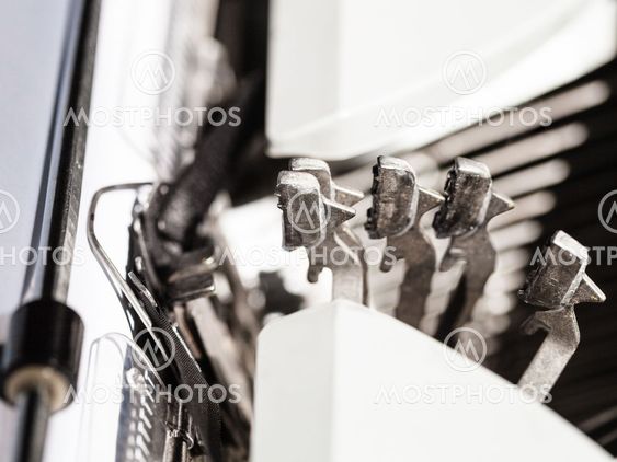 many typebars operates during work on typewriter