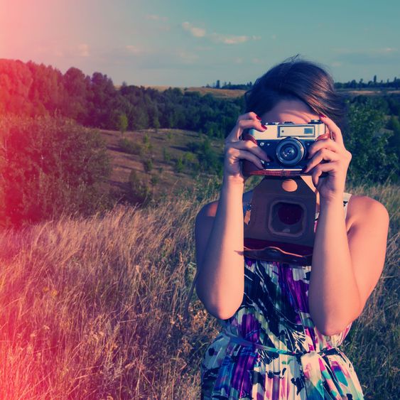 girl photographer