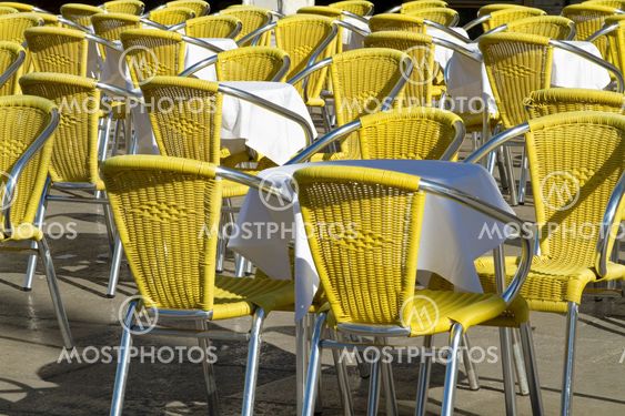 Outdoor cafe.