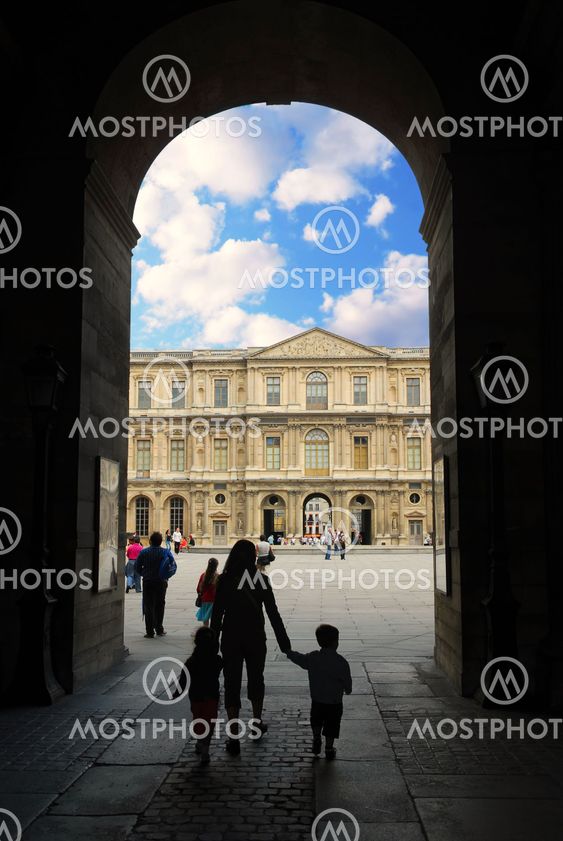 Louvre