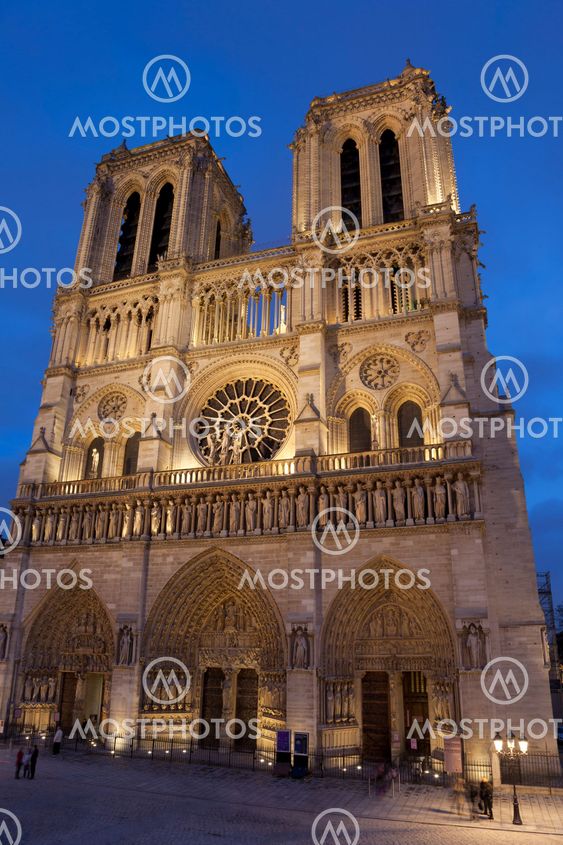 Cathedral of Notre Dame, Paris, Ile de France, France