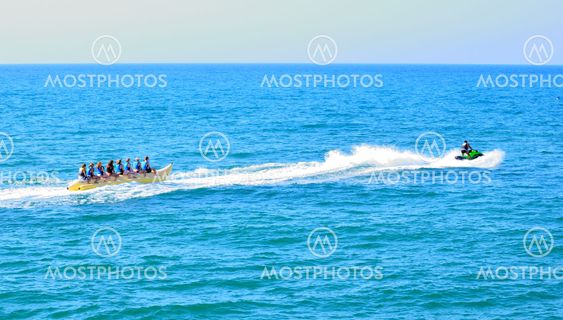 Water games sea Peschici (FG)