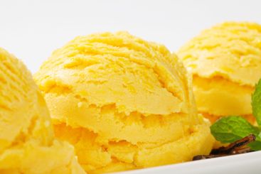 yellow ice cream