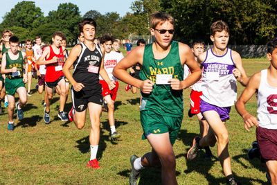Freshmen boys cross country race