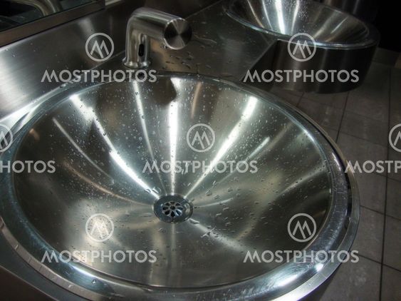 Stainless droplets