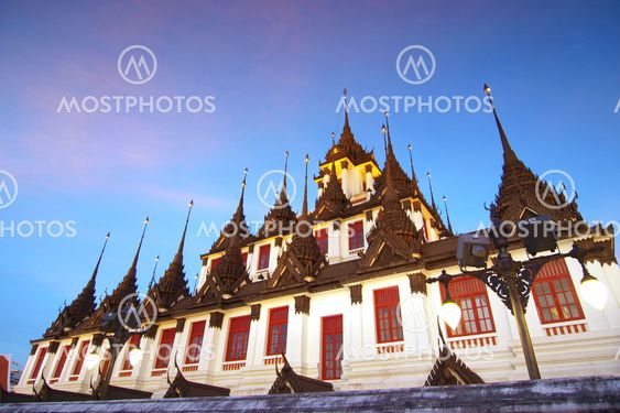 Thai architecture: Wat Ratchanadda, Loha Prasat