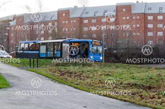 Bus pick up people
