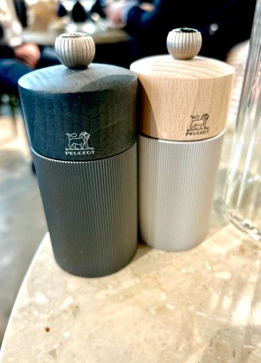 Peugeot salt- och pepparkar