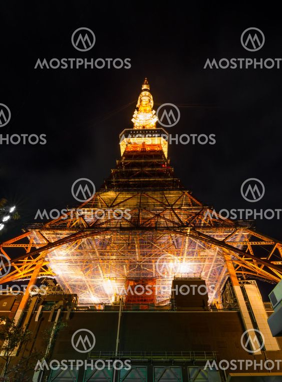 Tokyo Tower at night