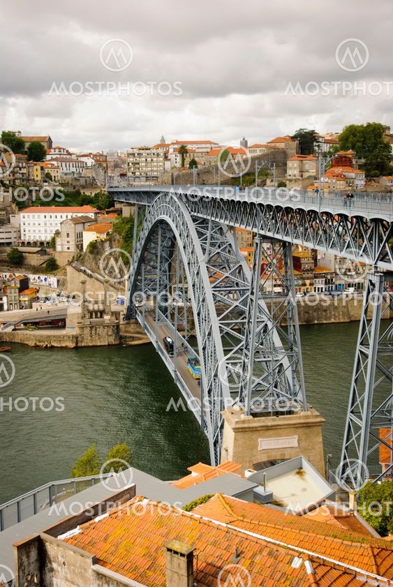 Ponte Luis I bridge, Porto