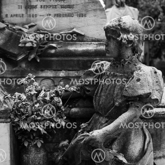 Old Cemetery statue