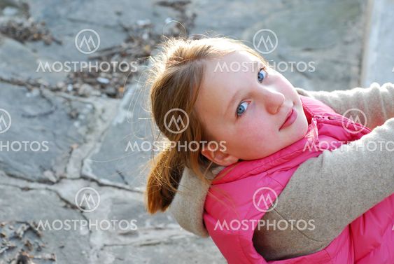 Girl portrait outdoor
