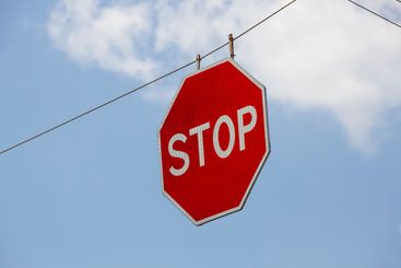 a road sign for regulating traffic on the carriageway