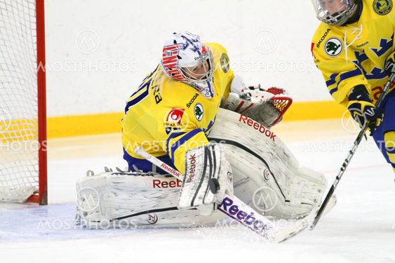 Kim Martín goaltender Three Kronors womens team 1