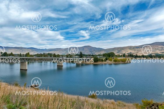 Bridge over the Kawarau River and Lake Dunstan in the township of Cromwell, Central Otago, New Zealand