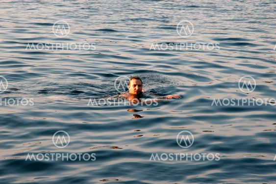 swiming