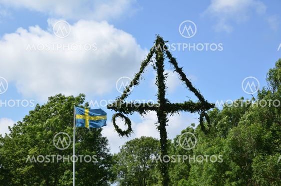 Midsummer pole