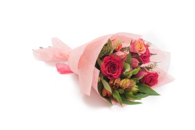Sweet colorful small bouquet pink roses