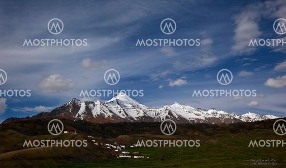 Snow peaks