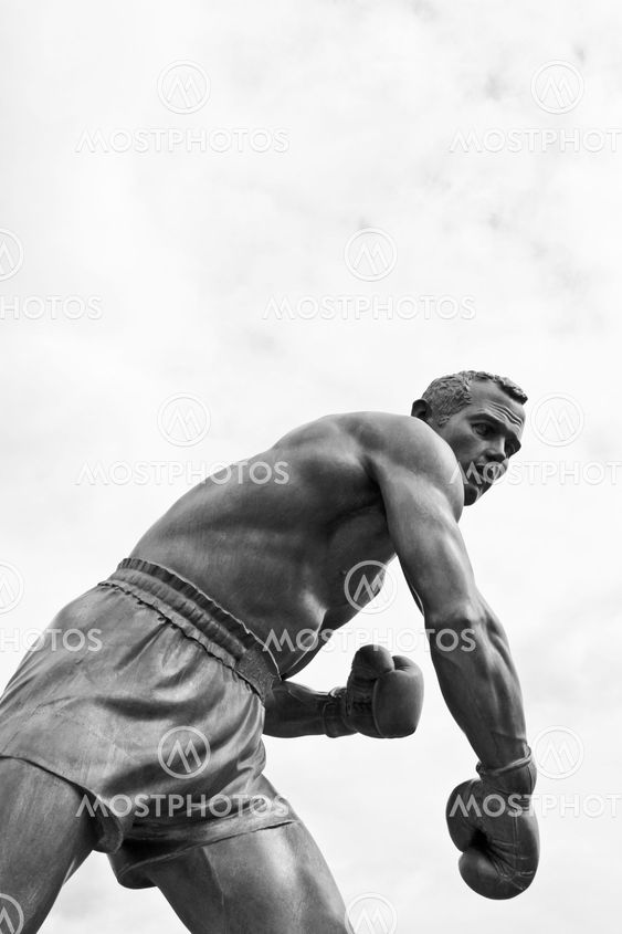 Ingemar Johansson statue 3