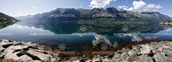 Panorama mirror