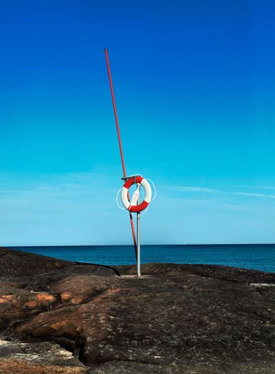 Livboj vid badplats.