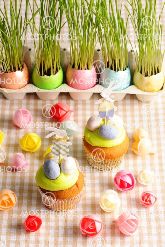 Easter homemade cupcakes