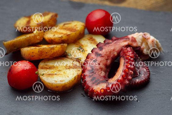 Grilled potato with sea food octopus