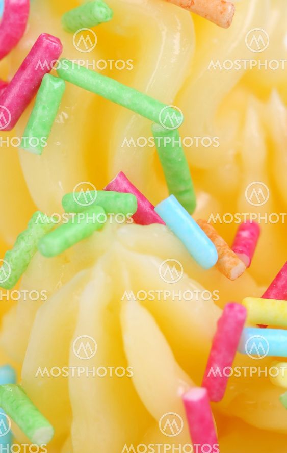 Soft lemon ise cream. Sprinkles.
