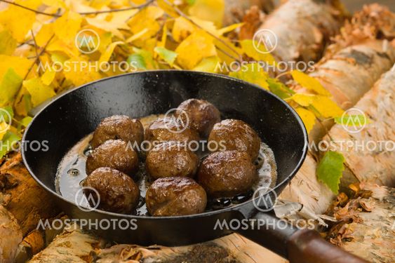 Reindeer meatballs