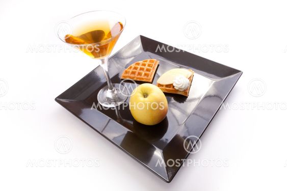 Apple Tart Slices with Drink