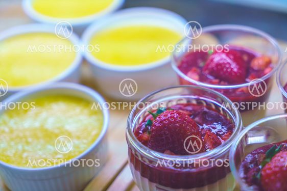 Pudding with strawberry